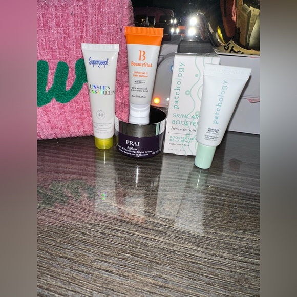Let'S Get Glowing Skincare Set ($120 Value) - Picture 9 of 12